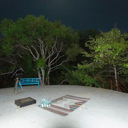 Floresta Encantada Telescopio,Fogueira, Riacho Chapada dos Guimarães Εξωτερικό φωτογραφία