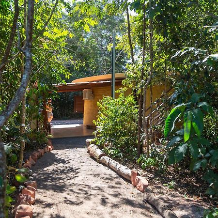 Floresta Encantada Telescopio,Fogueira, Riacho Chapada dos Guimarães Εξωτερικό φωτογραφία