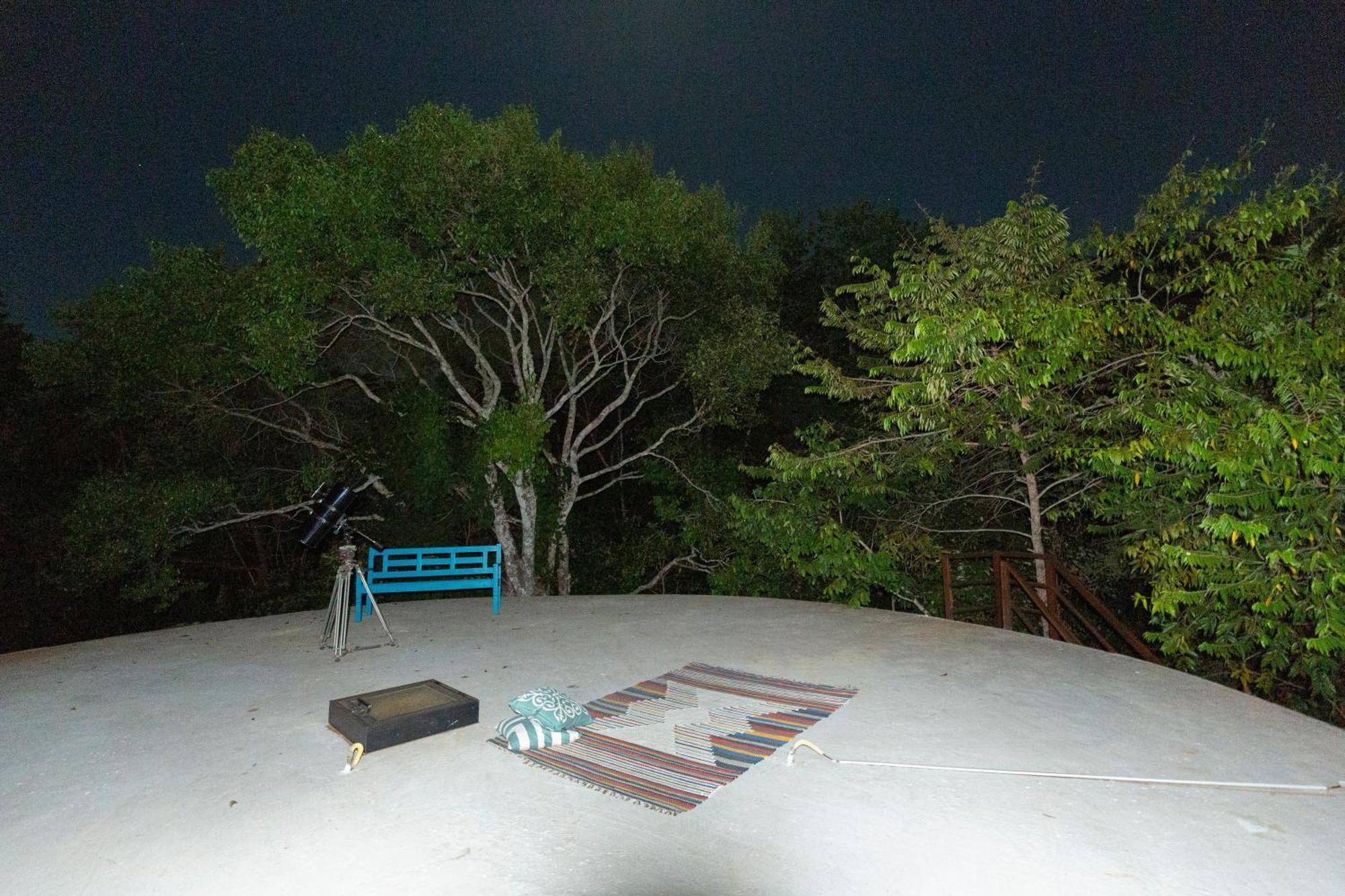 Floresta Encantada Telescopio,Fogueira, Riacho Chapada dos Guimarães Εξωτερικό φωτογραφία