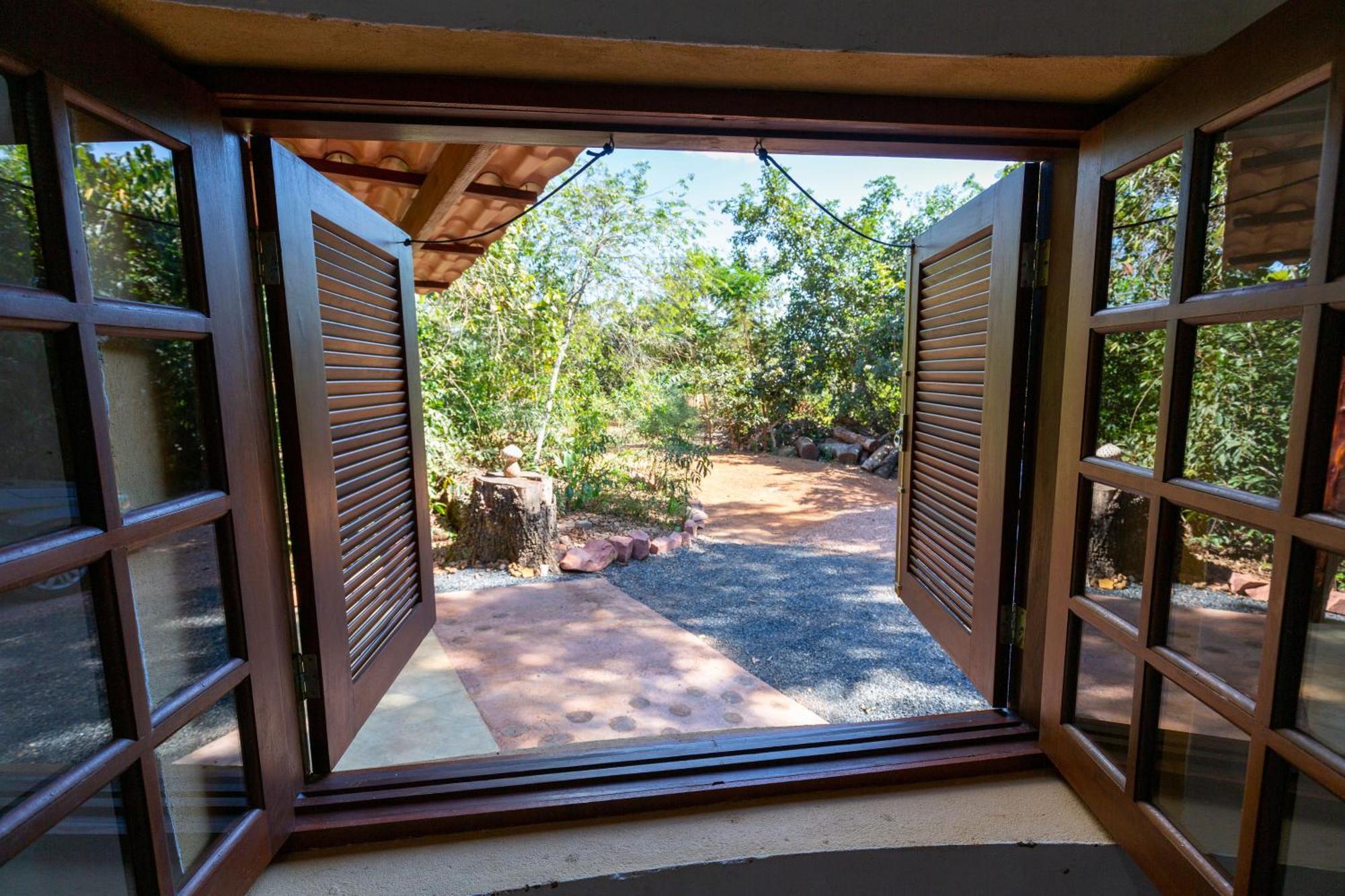 Floresta Encantada Telescopio,Fogueira, Riacho Chapada dos Guimarães Εξωτερικό φωτογραφία